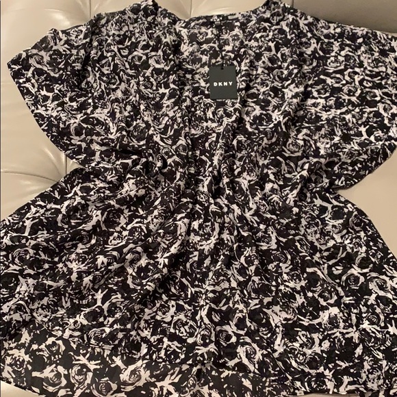 DKNY
Floral-Print Coverup - Picture 5 of 7